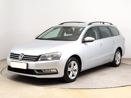 Volkswagen Passat, 2012 - pohled č. 3