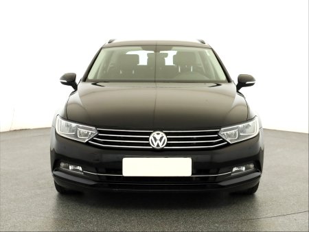 Volkswagen Passat, 2015 - pohled č. 2