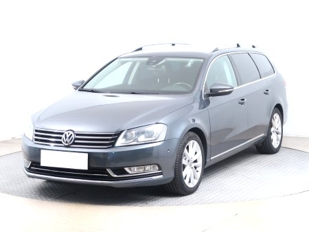 Volkswagen Passat, 2011 - pohled č. 3