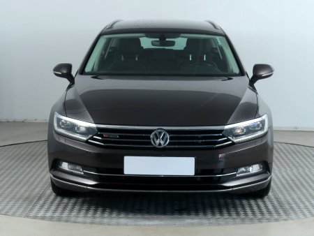 Volkswagen Passat, 2015 - pohled č. 2