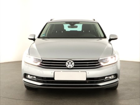 Volkswagen Passat, 2016 - pohled č. 2