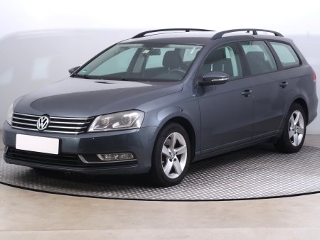 Volkswagen Passat, 2014 - pohled č. 3