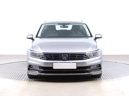 Volkswagen Passat, 2018 - pohled č. 2