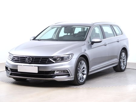 Volkswagen Passat, 2018 - pohled č. 3