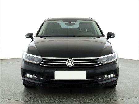 Volkswagen Passat, 2015 - pohled č. 2