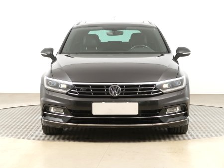 Volkswagen Passat, 2018 - pohled č. 2