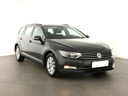 Volkswagen Passat, 2016
