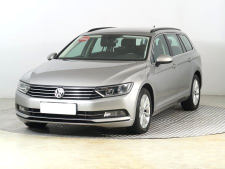 Volkswagen Passat, 2017 - pohled č. 3