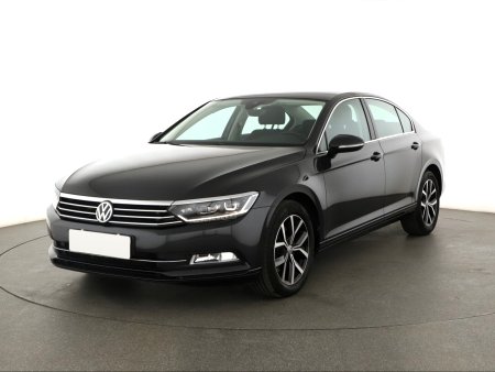 Volkswagen Passat, 2019 - pohled č. 3