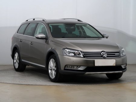 Volkswagen Passat, 2013