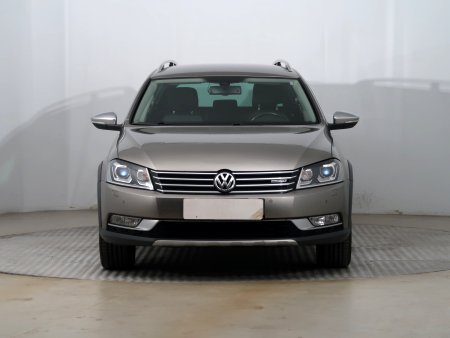 Volkswagen Passat, 2013 - pohled č. 2
