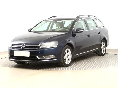 Volkswagen Passat, 2012 - pohled č. 3
