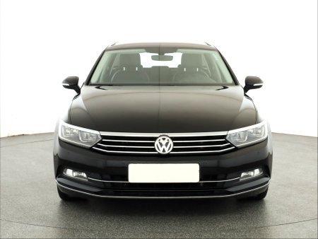 Volkswagen Passat, 2018 - pohled č. 2