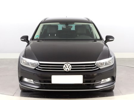 Volkswagen Passat, 2018 - pohled č. 2