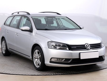 Volkswagen Passat, 2012