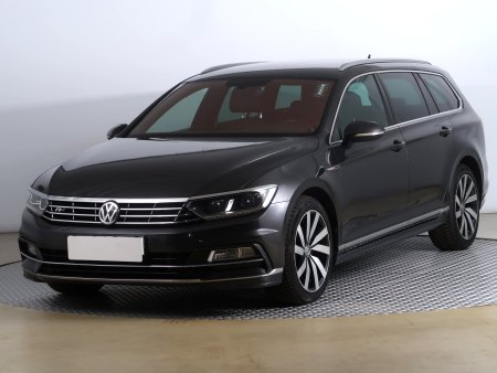 Volkswagen Passat, 2018 - pohled č. 3