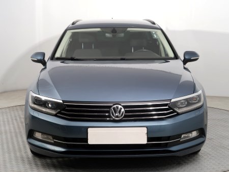 Volkswagen Passat, 2015 - pohled č. 2