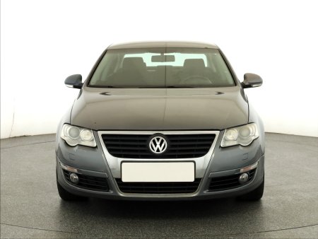 Volkswagen Passat, 2005 - pohled č. 2