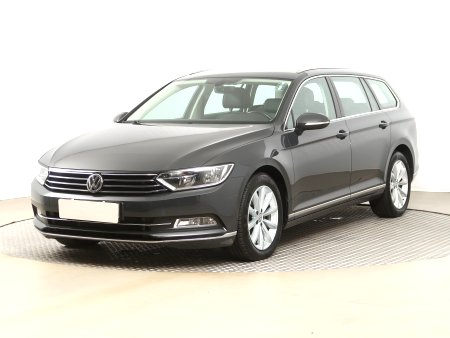 Volkswagen Passat, 2018 - pohled č. 3