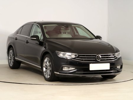 Volkswagen Passat, 2020