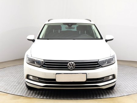 Volkswagen Passat, 2015 - pohled č. 2