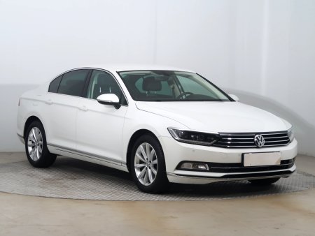 Volkswagen Passat, 2016