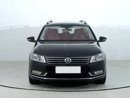 Volkswagen Passat, 2011 - pohled č. 2