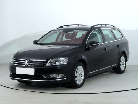 Volkswagen Passat, 2011 - pohled č. 3