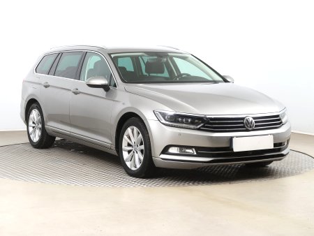 Volkswagen Passat, 2015