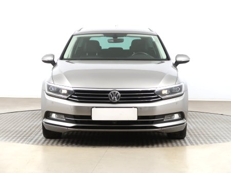Volkswagen Passat, 2015 - pohled č. 2