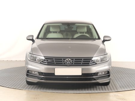 Volkswagen Passat, 2017 - pohled č. 2