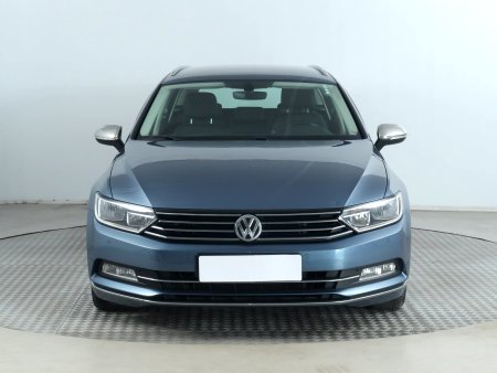 Volkswagen Passat, 2015 - pohled č. 2