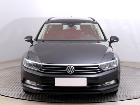 Volkswagen Passat, 2019 - pohled č. 2