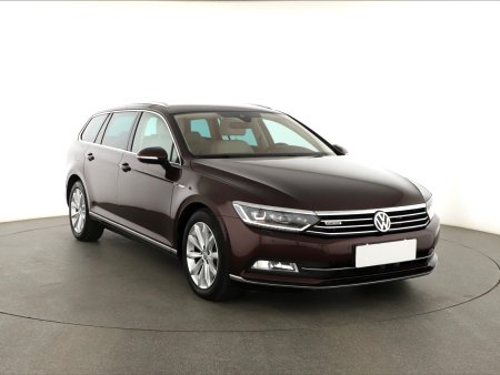 Volkswagen Passat, 2015