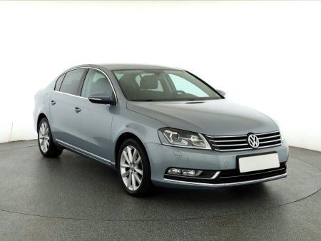 Volkswagen Passat, 2012