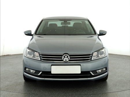 Volkswagen Passat, 2012 - pohled č. 2