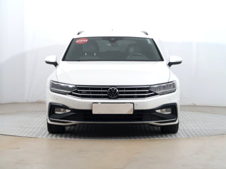 Volkswagen Passat, 2020 - pohled č. 2