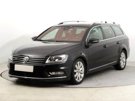 Volkswagen Passat, 2012 - pohled č. 3