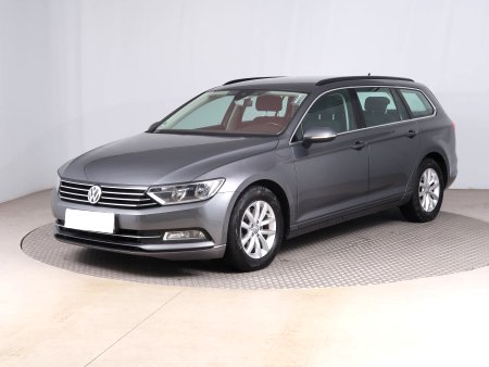 Volkswagen Passat, 2015 - pohled č. 3