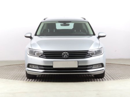 Volkswagen Passat, 2016 - pohled č. 2