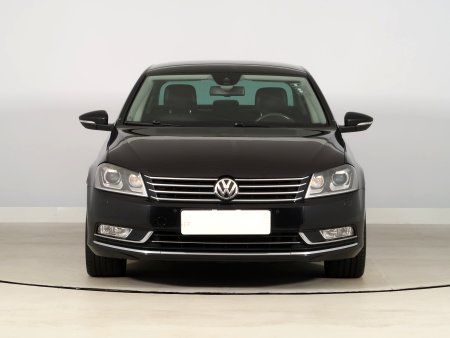 Volkswagen Passat, 2011 - pohled č. 2