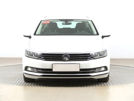 Volkswagen Passat, 2018 - pohled č. 2