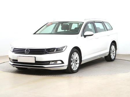 Volkswagen Passat, 2018 - pohled č. 3
