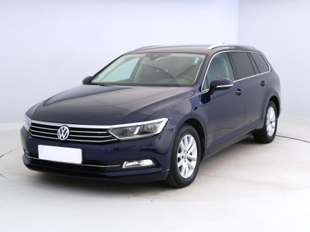Volkswagen Passat, 2018 - pohled č. 3
