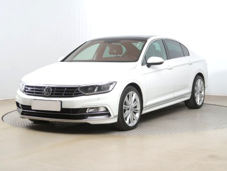 Volkswagen Passat, 2017 - pohled č. 3