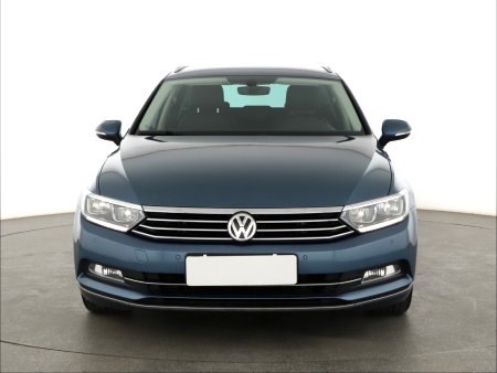 Volkswagen Passat, 2018 - pohled č. 2
