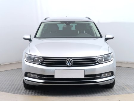 Volkswagen Passat, 2015 - pohled č. 2