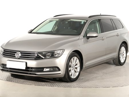Volkswagen Passat, 2017 - pohled č. 3