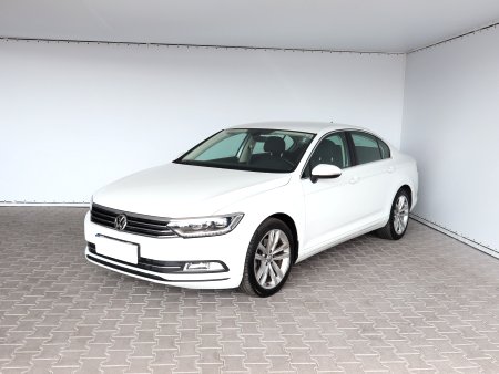 Volkswagen Passat, 2019 - pohled č. 3