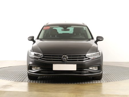 Volkswagen Passat, 2020 - pohled č. 2